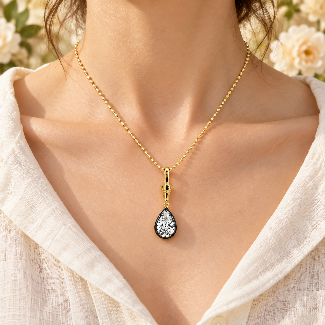 Black-Set Teardrop Pendant Necklace - Image 3